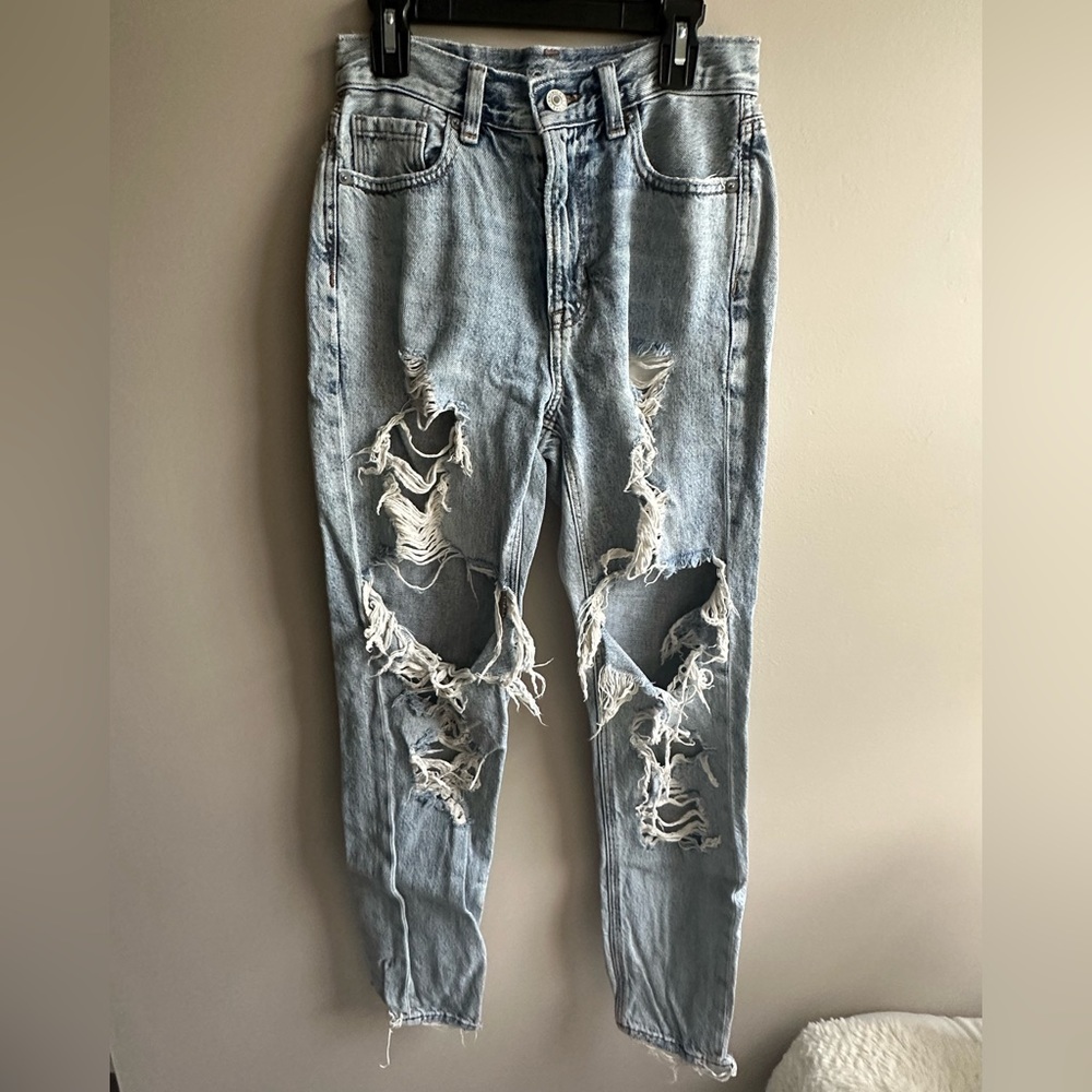 American Eagle, light wash, distressed ripped mom jeans